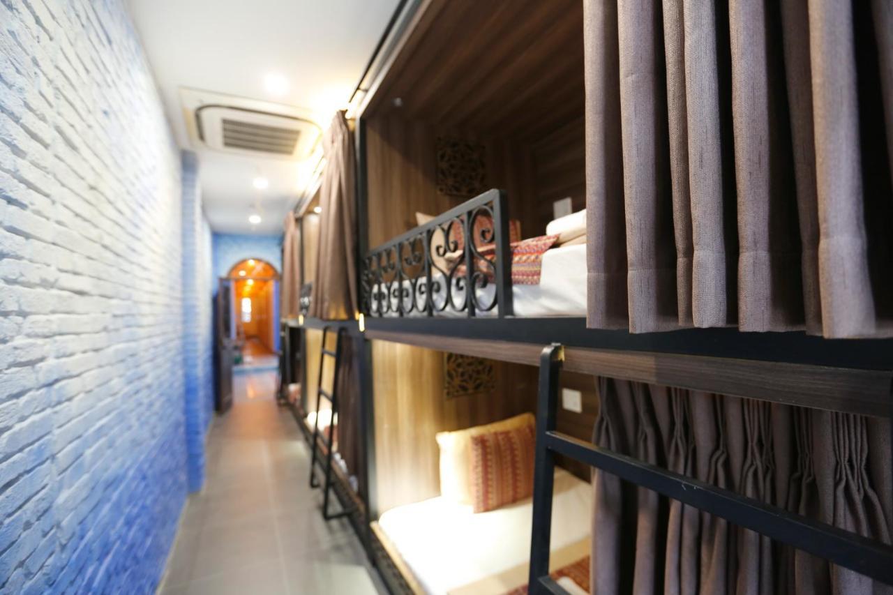 Aquarizon Boutique Hostel & City Bar Хошимін Екстер'єр фото