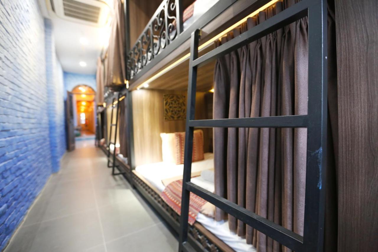 Aquarizon Boutique Hostel & City Bar Хошимін Екстер'єр фото