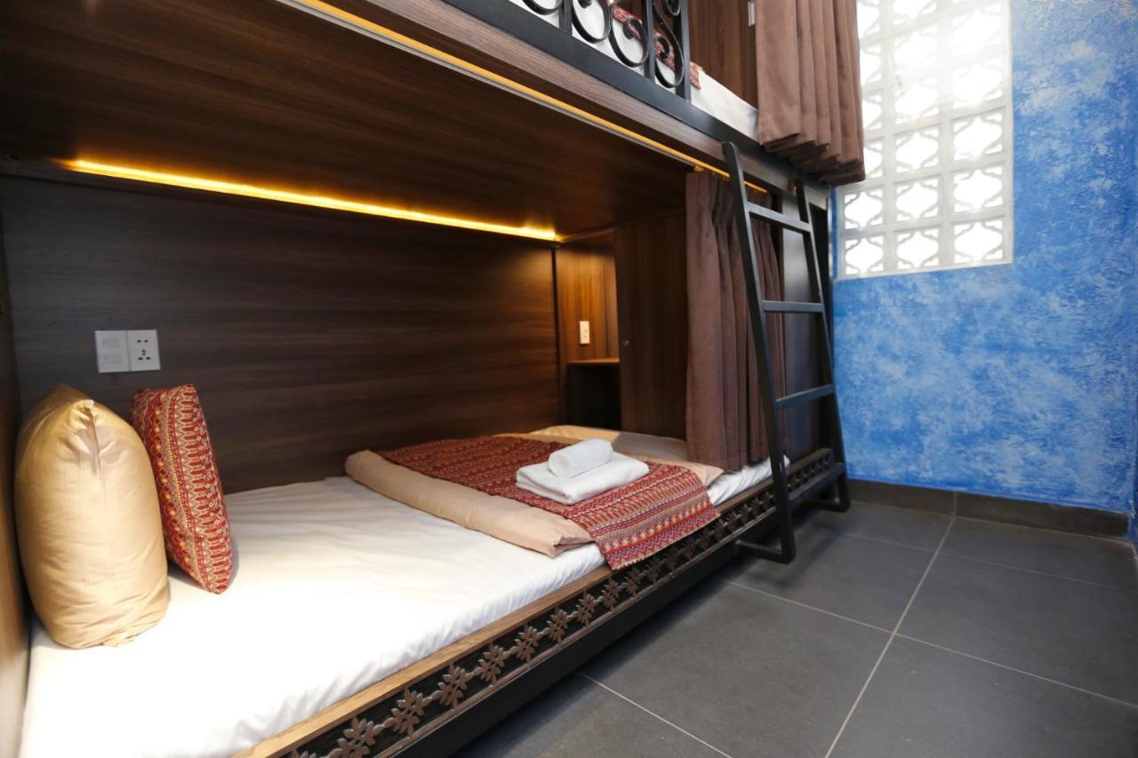 Aquarizon Boutique Hostel & City Bar Хошимін Екстер'єр фото