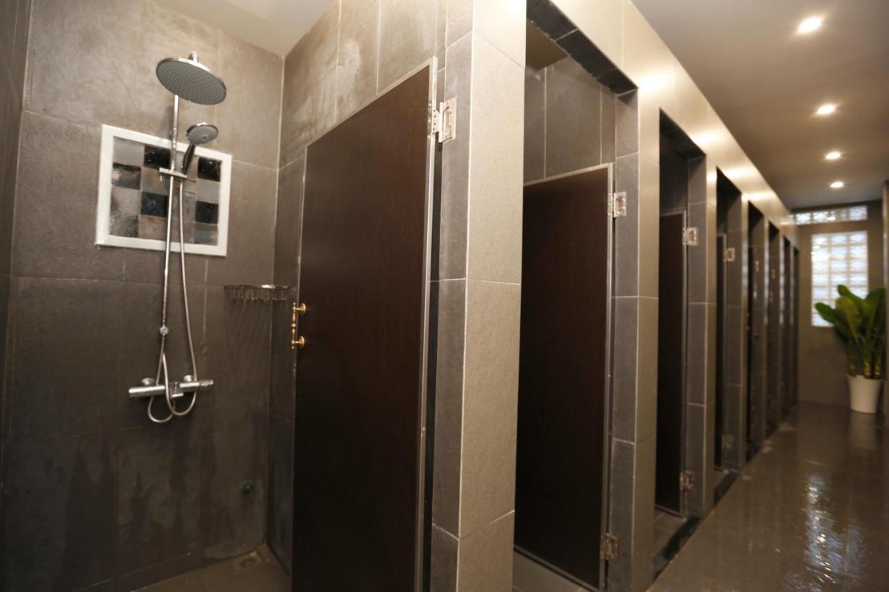 Aquarizon Boutique Hostel & City Bar Хошимін Екстер'єр фото